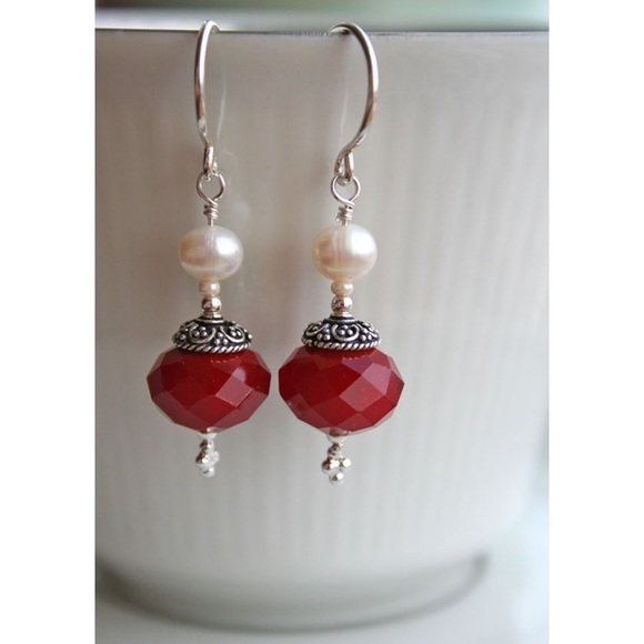 Handmade dangle earrings - Picture 1 of 2